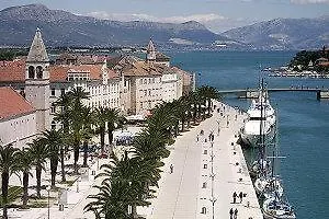 Vito Appartement *