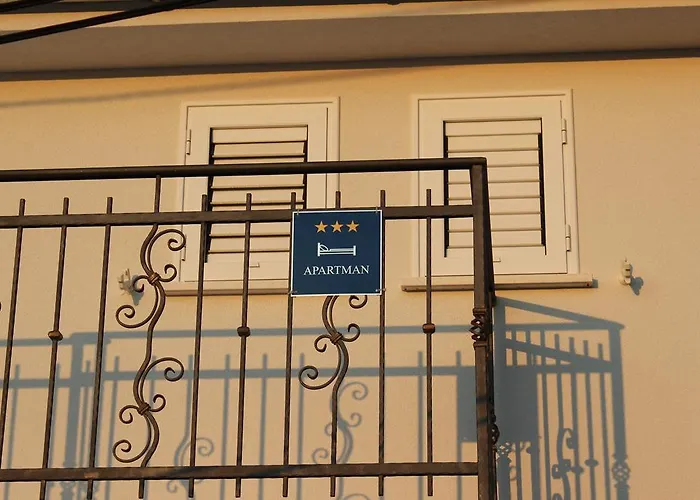 Апартаменты Vito Трогир