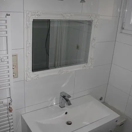 شقة Vito تروغير